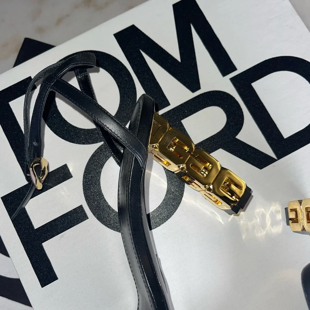 Givenchy 4G Chain-Heel Leather Sandals in Black/Gold - Picture 9 of 15